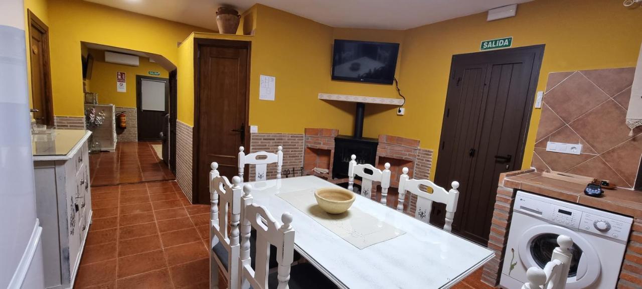 Apartamento Turistico "El Rincon De La Pernila" Guadalupe  Exterior photo