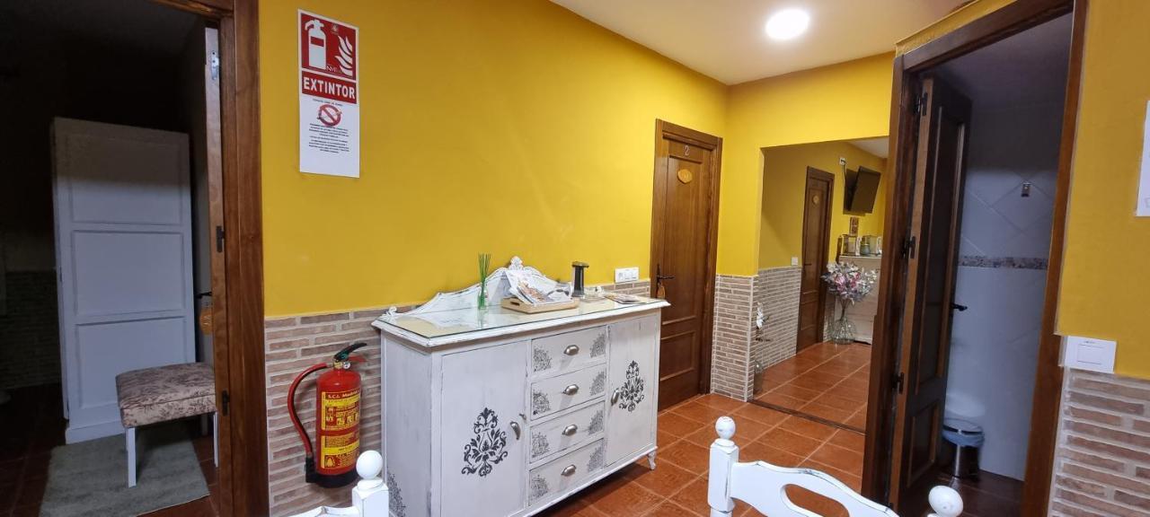 Apartamento Turistico "El Rincon De La Pernila" Guadalupe  Exterior photo