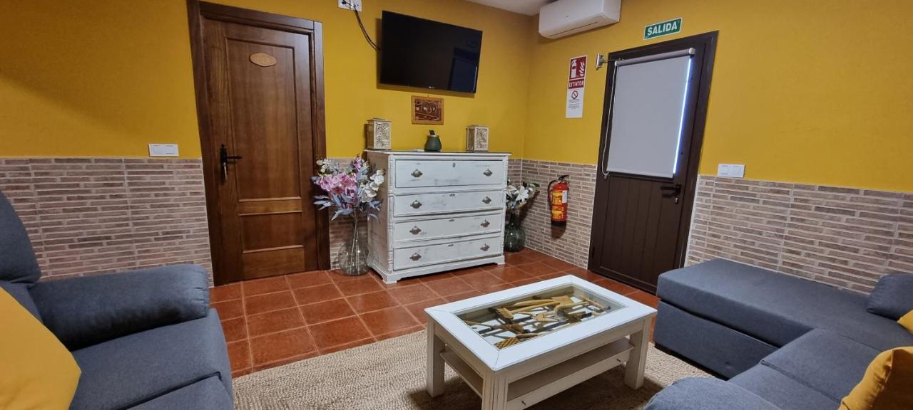 Apartamento Turistico "El Rincon De La Pernila" Guadalupe  Exterior photo